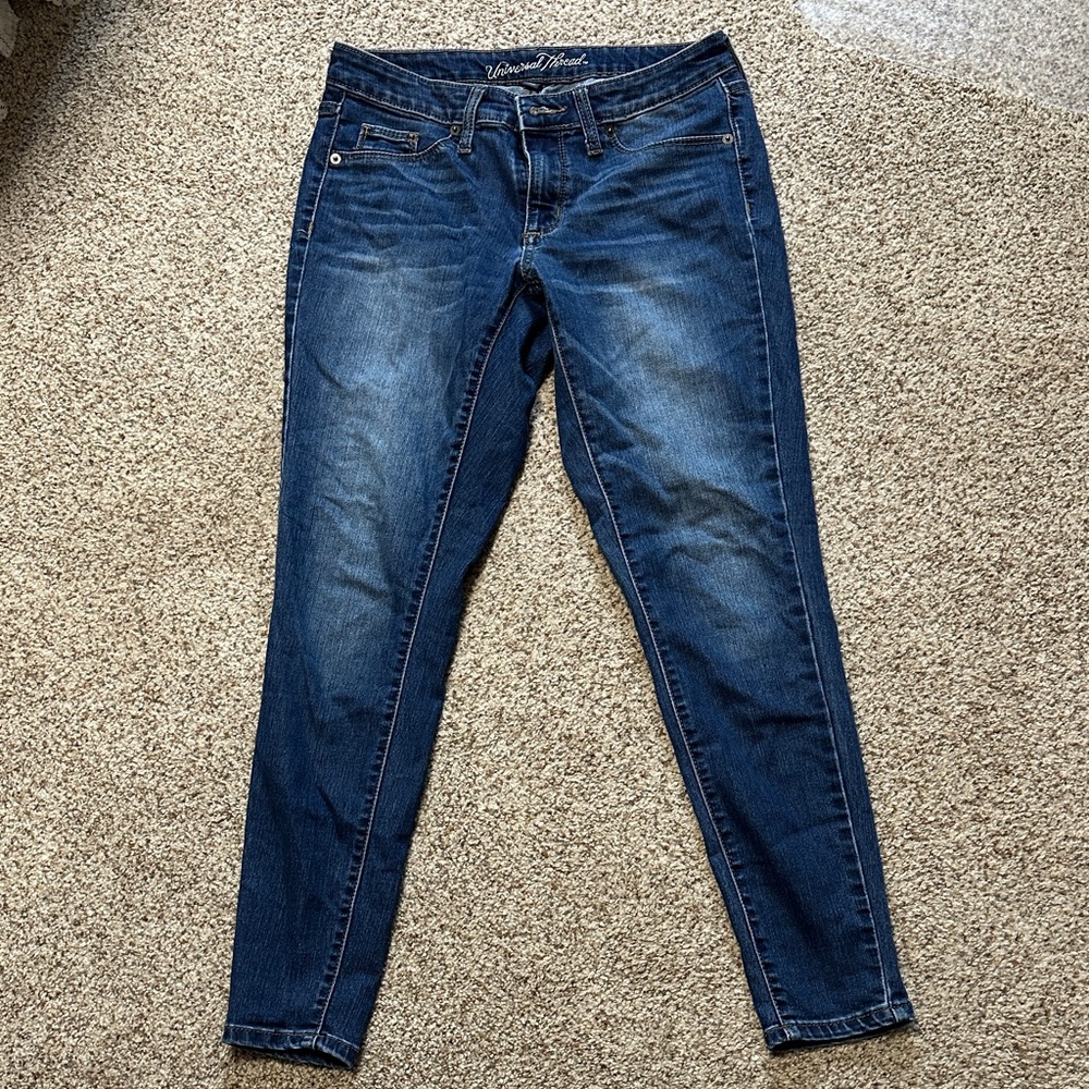 Universal Thread Women's Blue Skinny Jeans